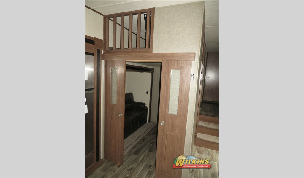 Heartland Elkridge Fifth Wheel Den