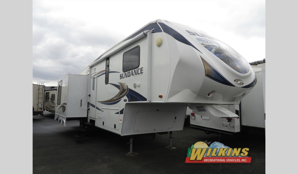 Used 2012 Heartland Sundance Fifth Wheel