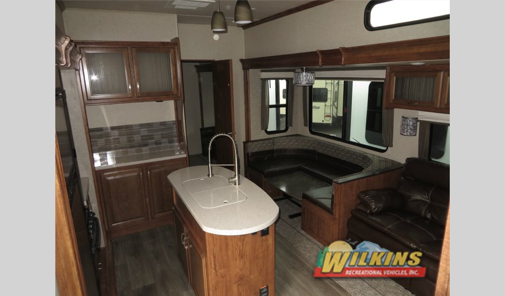Heartland Sundance 3700RLB Bunkhouse Fifth Wheel