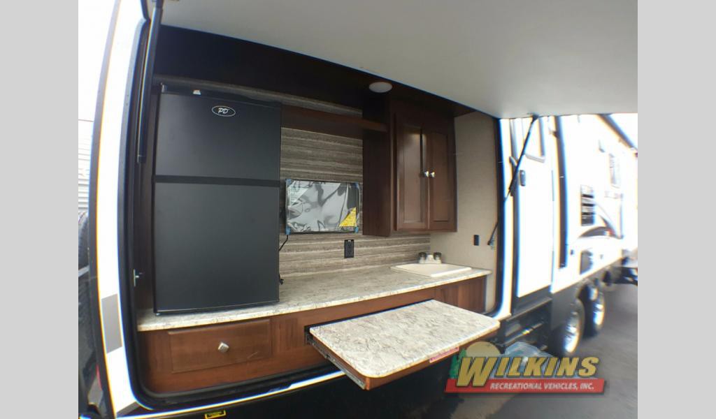Heartland North Trail Bunkhouse Travel Trailer Outdoor Kitchen
