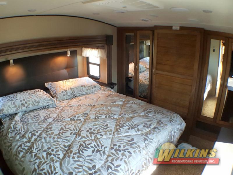 Coachmen Chaparral Fifth Wheel Bedroom