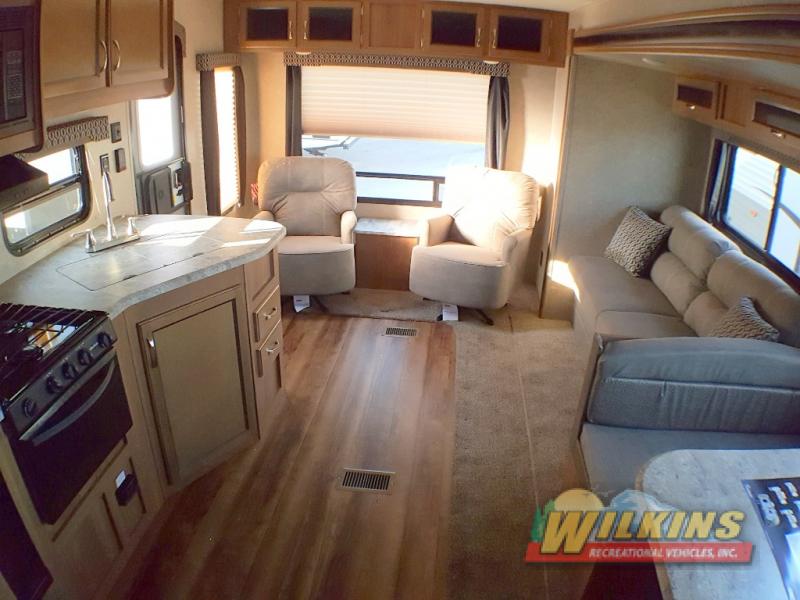 Coachmen Catalina SBX Travel Trailer Interior