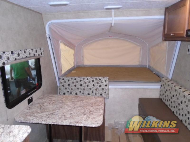 Coachmen Clipper Expandable Hybrid Camper RV Travel Trailer Tent Bed