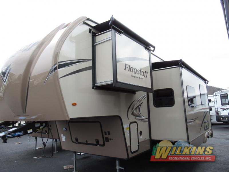 Forest River Flagstaff Super Lite Fifth Wheel
