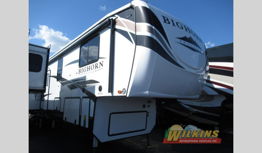 Bighorn Traveler fifth wheel for sale